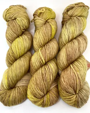 Hand Dyed Yarn "Chartrooze" Green Yellow Merino Superwash Sportweight DK 274yds 100g