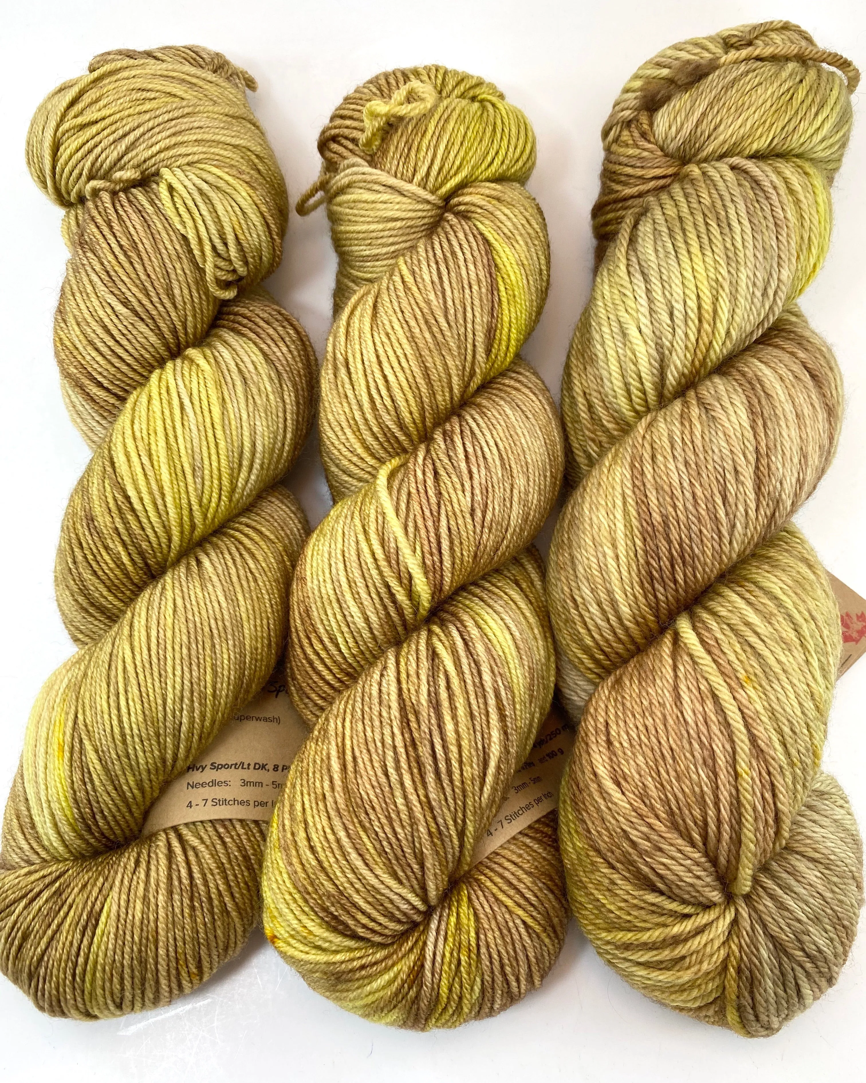 Hand Dyed Yarn "Chartrooze" Green Yellow Merino Superwash Sportweight DK 274yds 100g