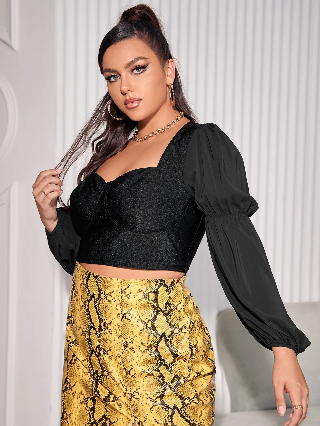 Plain Long Sleeve Sweetheart Crop Plus Size Blouse