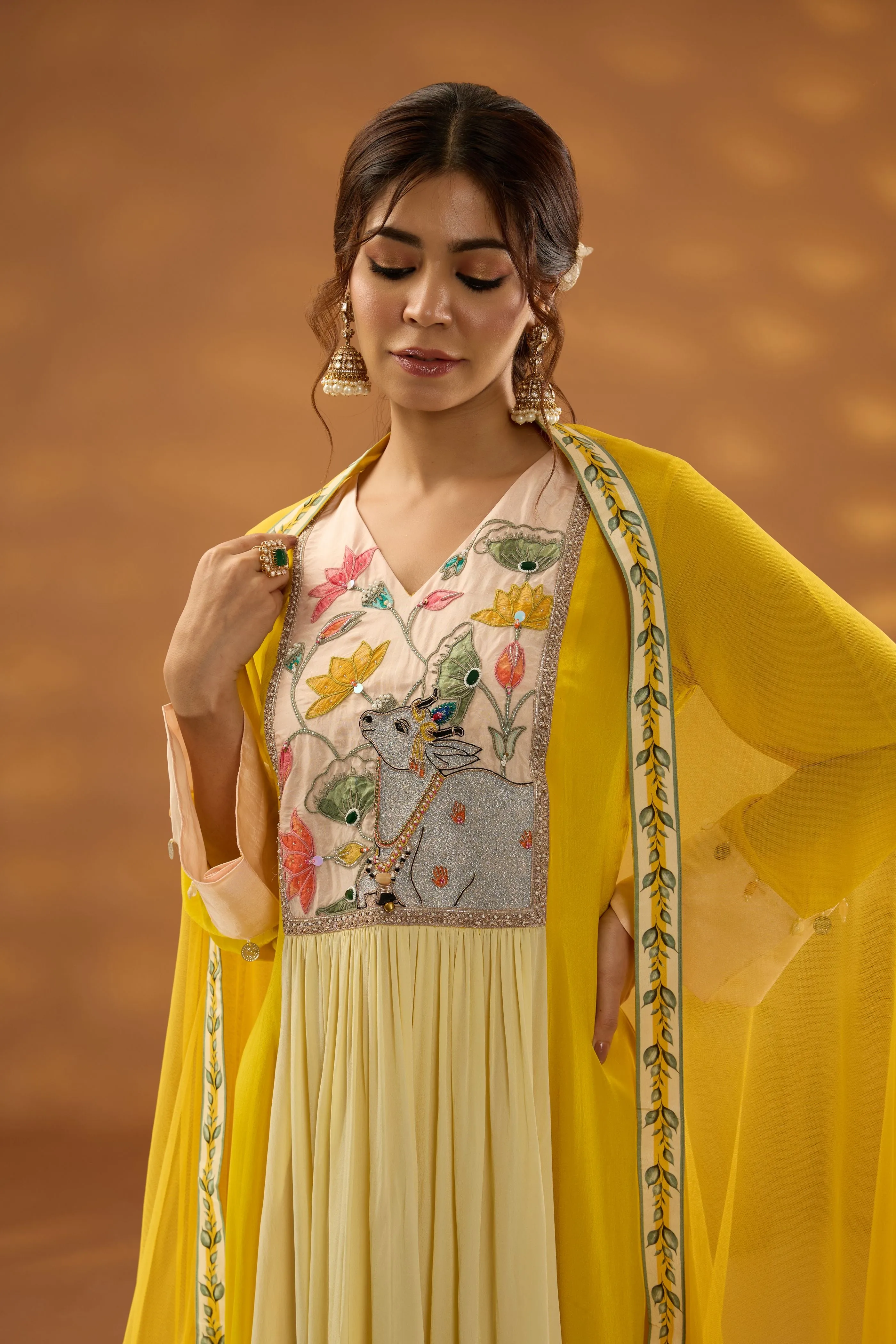Sunehri Kurta Set