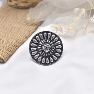 Teejh Naavya Silver Oxidized Ring