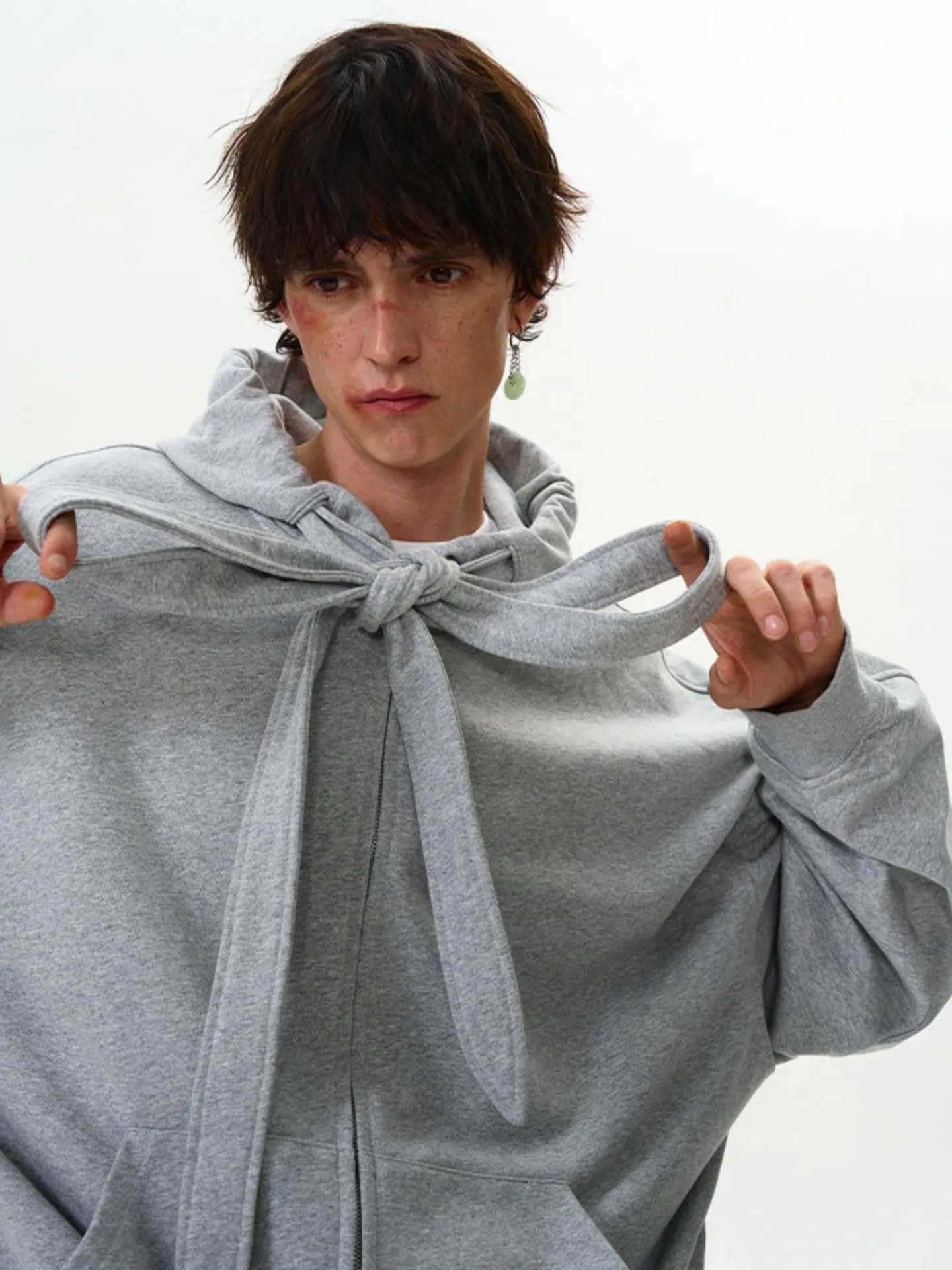 THE RÊVEUR HOODIE